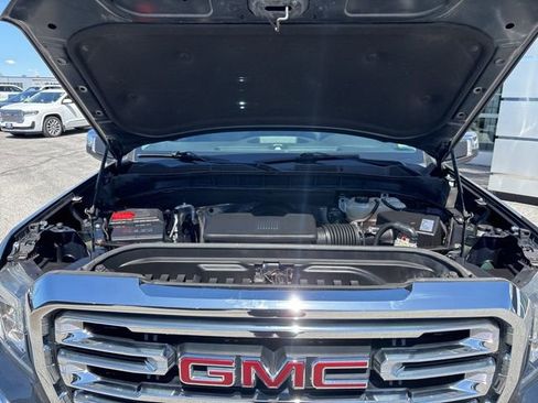 Used 2019 GMC Sierra 1500 SLT w/ SLT Premium Package AWD/4WD image 15