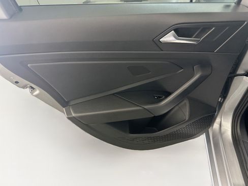 Used 2024 Volkswagen Jetta SE FWD image 26