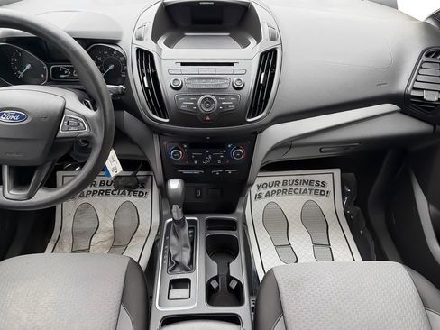 Used 2017 Ford Escape SE w/ SE Cold Weather Package AWD/4WD image 16