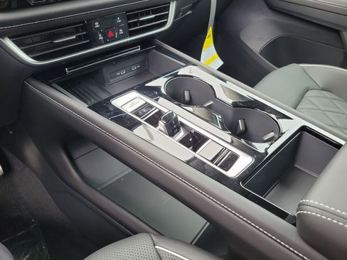 New 2026 Volkswagen Atlas SEL Premium R-Line AWD/4WD image 33