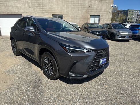 Used 2023 Lexus NX 350 AWD image 9