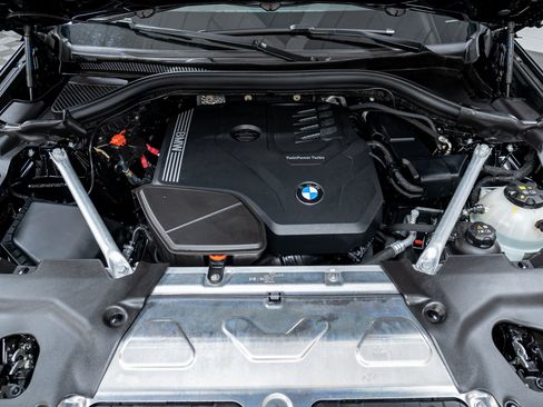 Used 2024 BMW X3 xDrive30i w/ Premium Package AWD/4WD image 9