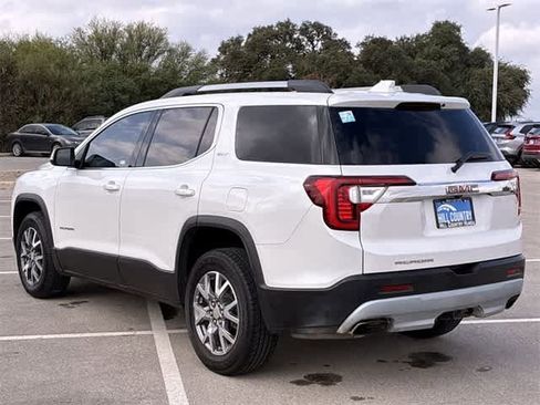 Used 2021 GMC Acadia SLT w/ Trailering Package image 4
