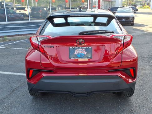 Certified 2022 Toyota C-HR Nightshade FWD image 5
