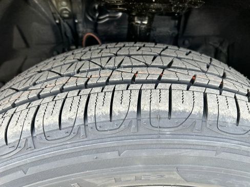 New 2025 Toyota RAV4 XLE image 29