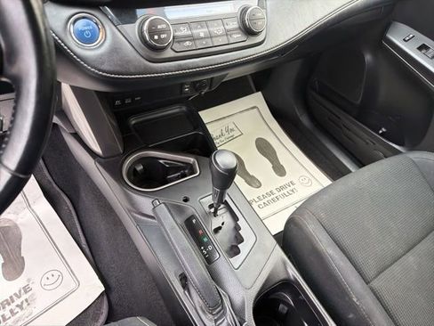 Used 2017 Toyota RAV4 XLE w/ Convenience Package image 21