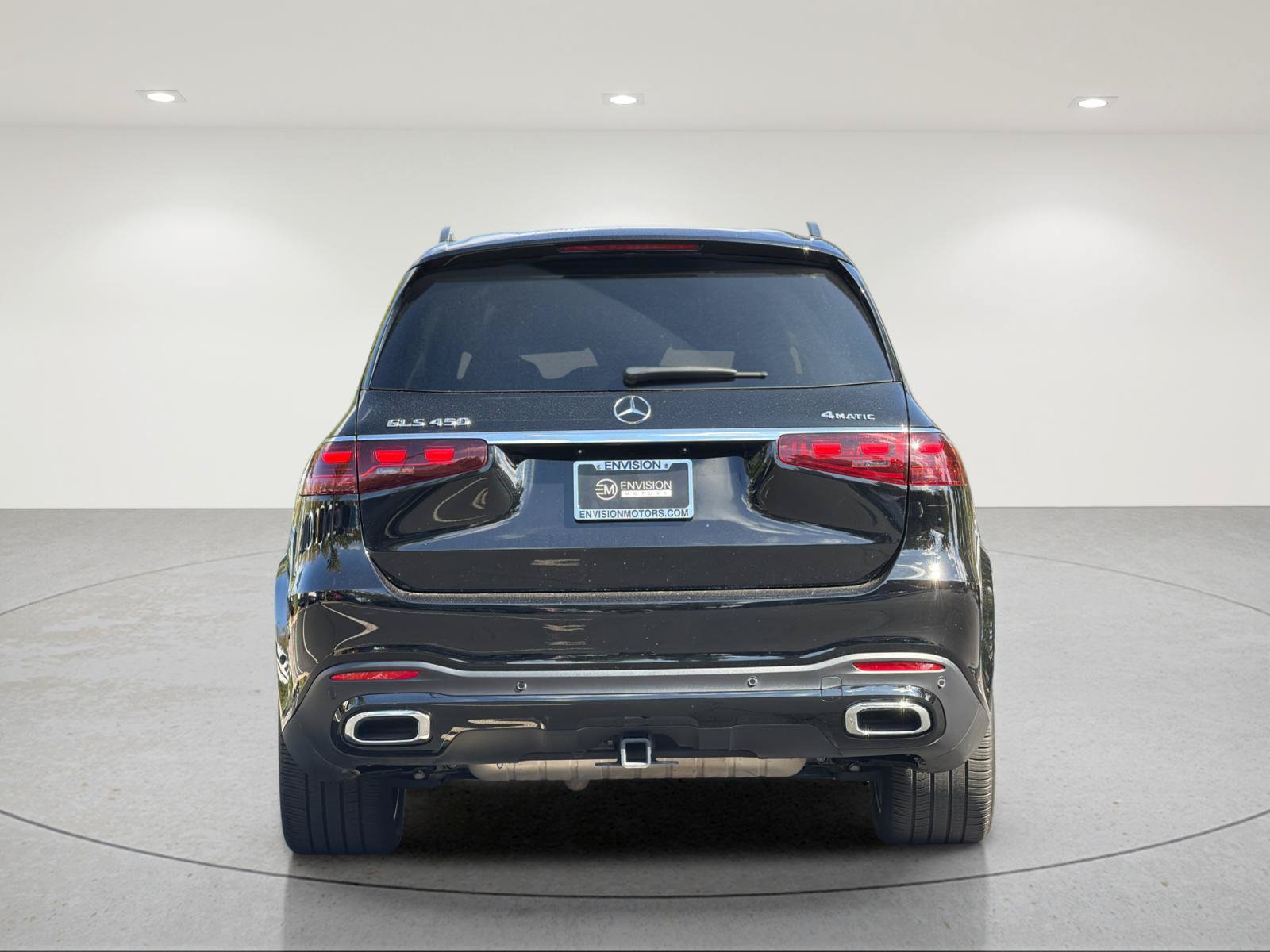 Used 2024 Mercedes-Benz GLS 450 4MATIC image 4