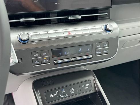 New 2026 Hyundai Kona SEL Premium AWD/4WD image 31