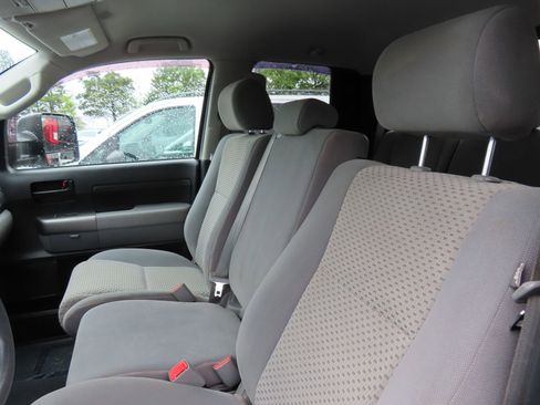 Used 2013 Toyota Tundra 4x4 Double Cab Long Bed w/ Convenience Pkg image 30