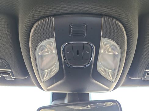 Used 2025 Jeep Compass Trailhawk AWD/4WD image 27