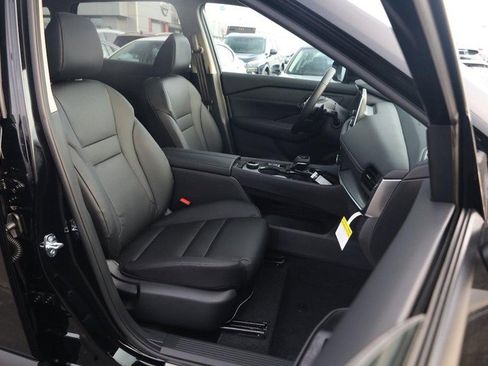 New 2026 Nissan Rogue SV image 27