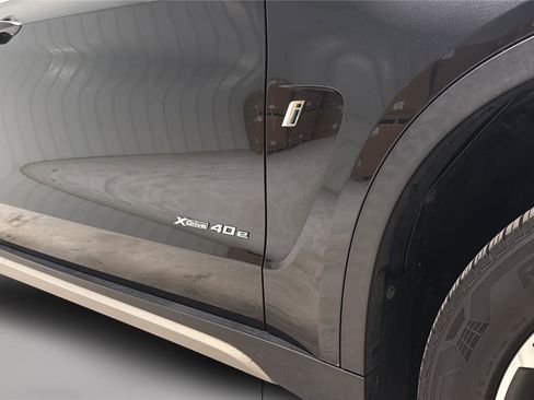 Used 2018 BMW X5 xDrive40e w/ Driving Assistance Package image 29