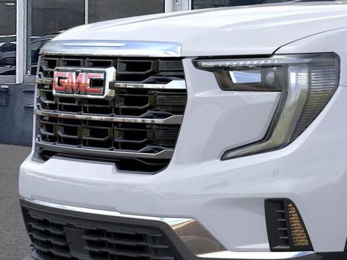 New 2026 GMC Acadia Elevation image 13