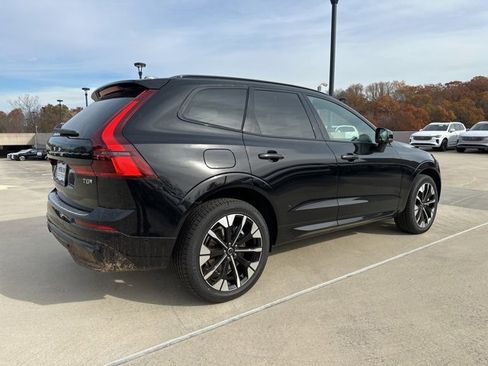 New 2026 Volvo XC60 T8 Plus w/ Protection Package Premier image 7
