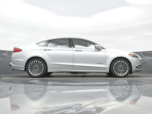 Used 2018 Ford Fusion Titanium FWD image 30