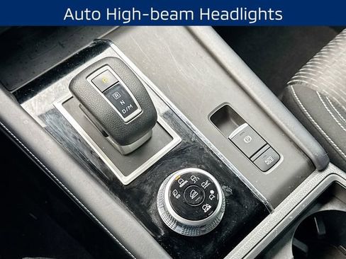 Used 2022 Mitsubishi Outlander ES image 17