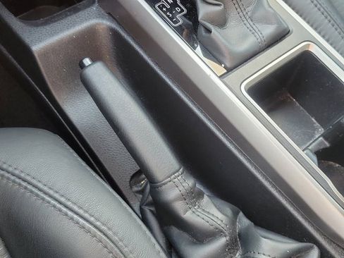 Used 2022 Toyota Tacoma Limited image 25