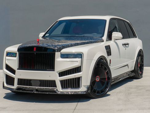 Used 2026 Rolls-Royce Cullinan AWD/4WD image 3