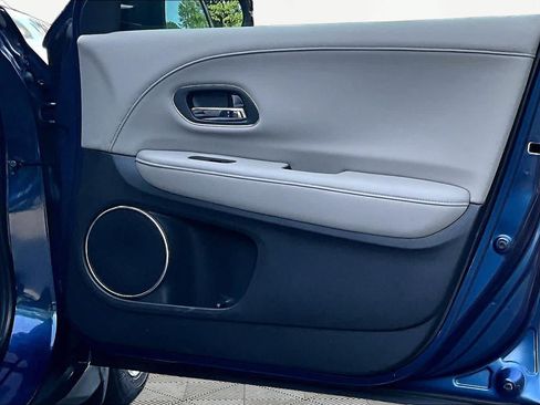 Used 2016 Honda HR-V EX-L image 23