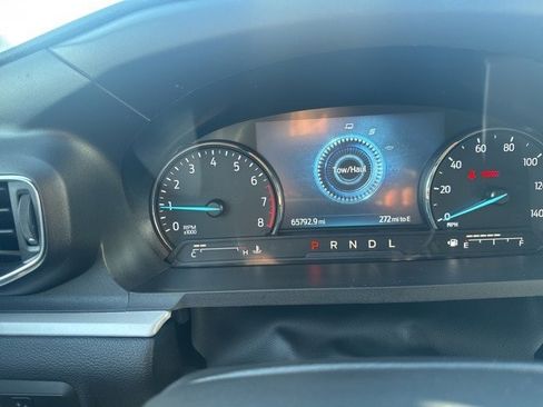 Certified 2024 Ford Explorer XLT w/ Equipment Group 202A image 22