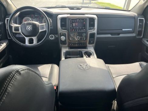 Used 2018 RAM 1500 Laramie AWD/4WD image 27