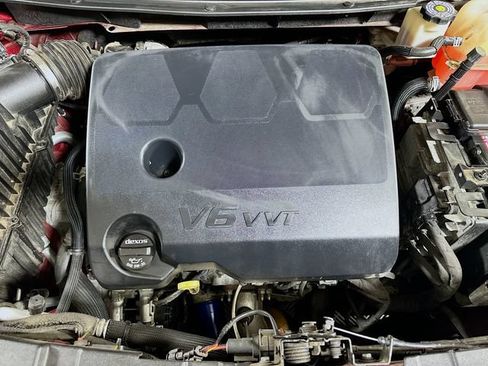 Used 2021 Chevrolet Traverse RS AWD/4WD image 38
