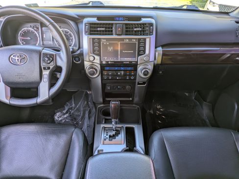 Used 2020 Toyota 4Runner Limited image 17