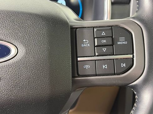 Used 2022 Ford F150 Lariat w/ Equipment Group 502A High AWD/4WD image 18