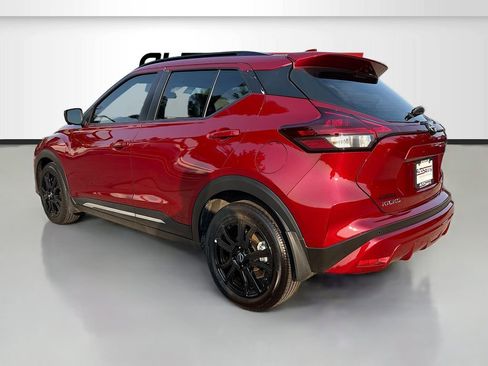 Used 2024 Nissan Kicks SR w/ SR Premium Package image 5