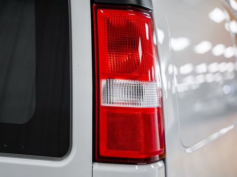 Used 2024 GMC Savana 2500 w/ Driver Convenience Package image 18