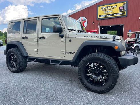 Used 2017 Jeep Wrangler Unlimited Rubicon AWD/4WD image 1