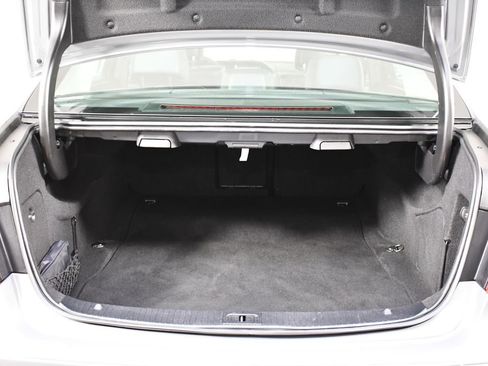 Used 2013 Mercedes-Benz E 350 Sedan image 11