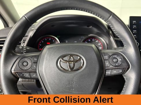 Used 2023 Toyota Camry XSE FWD image 12