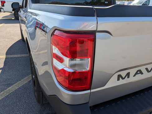 Certified 2024 Ford Maverick Lariat w/ FX4 Off-Road Package image 13