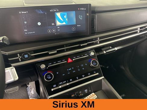 Used 2025 Hyundai Santa Fe XRT image 13