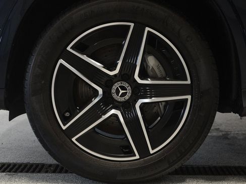 Certified 2023 Mercedes-Benz GLC 300 4MATIC image 8
