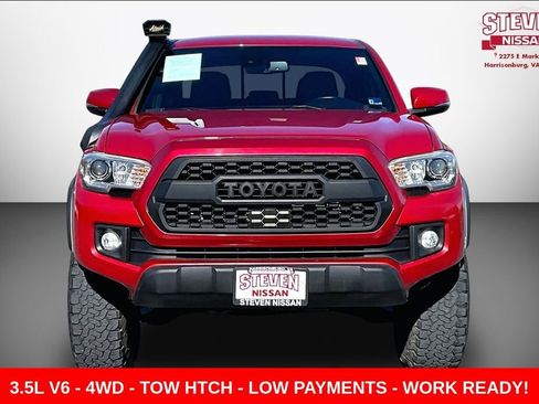Used 2019 Toyota Tacoma TRD Off-Road w/ Technology Package AWD/4WD image 2