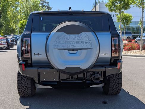 Used 2024 GMC Hummer EV 3X w/ Omega Edition AWD/4WD image 4