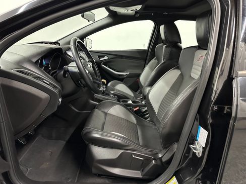 Used 2013 Ford Focus ST image 9