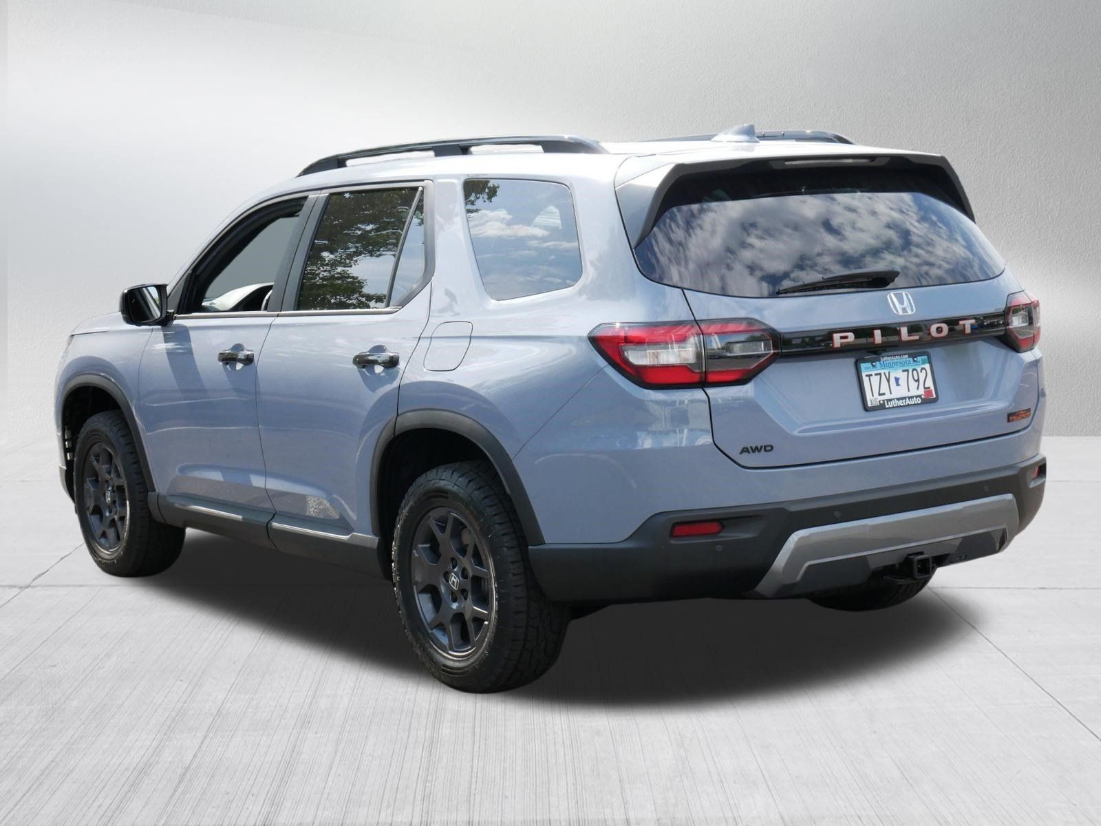 Certified 2026 Honda Pilot TrailSport image 5
