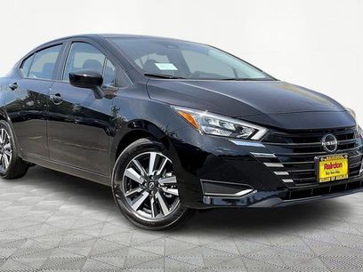 New 2025 Nissan Versa SV w/ Trunk Package