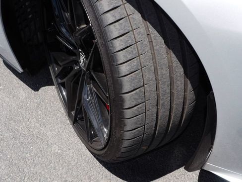 Used 2020 Chevrolet Corvette Stingray Preferred Cpe w/ 2LT Preferred Equipment Group RWD image 19