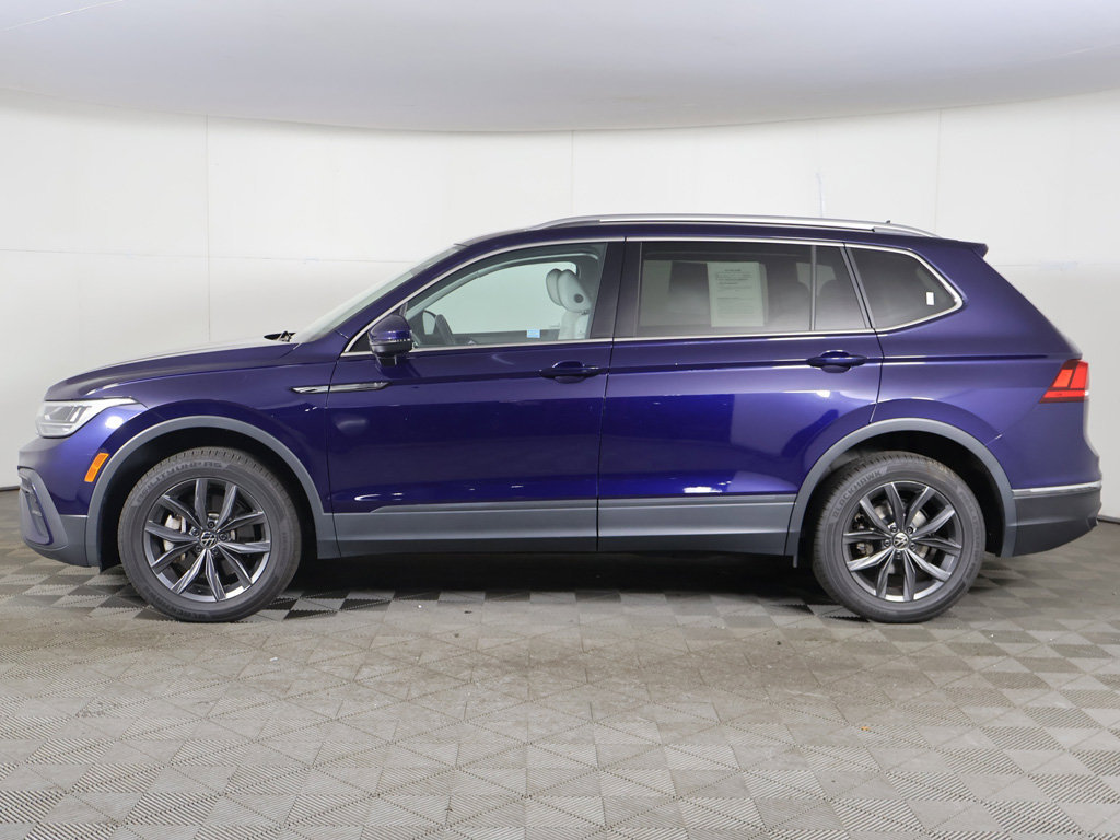 Used 2023 Volkswagen Tiguan SE AWD/4WD image 16