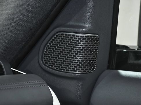 Used 2023 Land Rover Defender 110 S AWD/4WD image 28