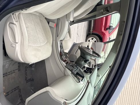 Used 2013 Buick LaCrosse BASE image 12