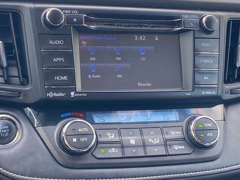 Used 2017 Toyota RAV4 XLE image 8