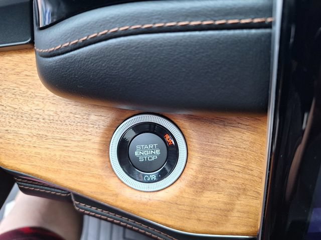 Used 2023 Jeep Grand Cherokee L Summit AWD/4WD image 56