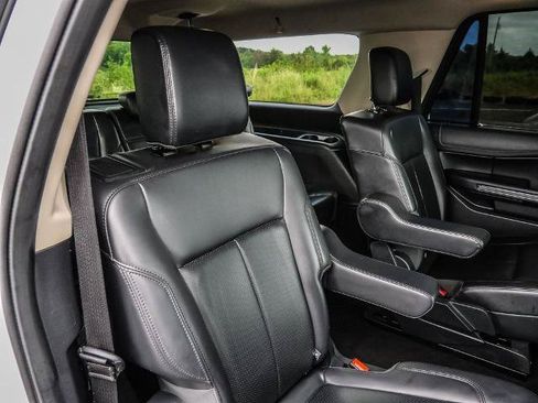 Certified 2024 Ford Expedition Max XLT AWD/4WD image 24