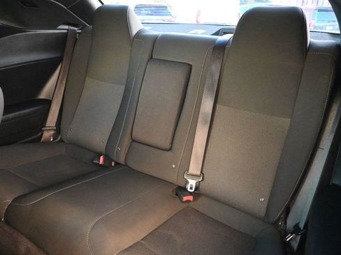 Used 2016 Dodge Challenger R/T Scat Pack w/ Driver Convenience Group image 15