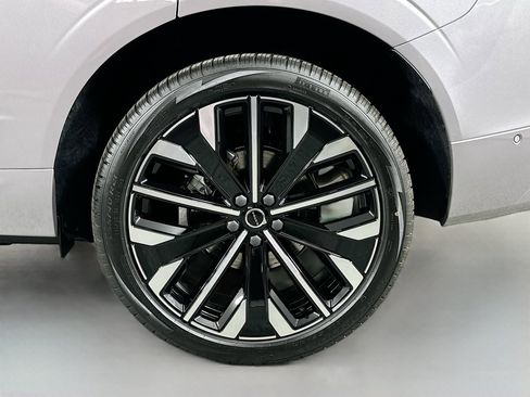 New 2026 Volvo XC60 B5 Ultra w/ Protection Package Premier AWD/4WD image 32